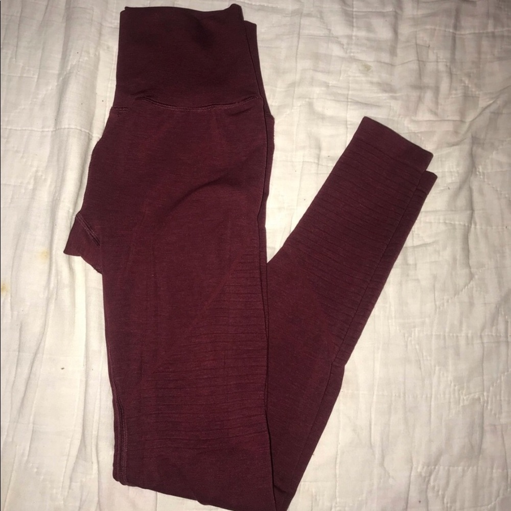 Alphalete leggings